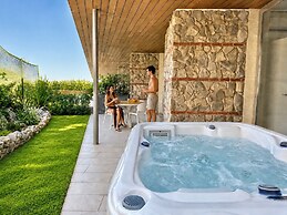 Isola Bella Infinity Suites