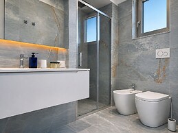 Isola Bella Infinity Suites