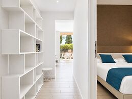 Isola Bella Infinity Suites
