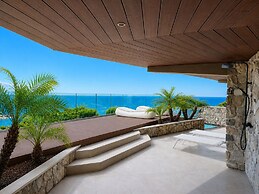 Isola Bella Infinity Suites