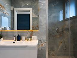Isola Bella Infinity Suites