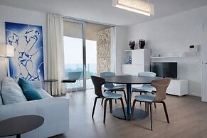 Isola Bella Infinity Suites