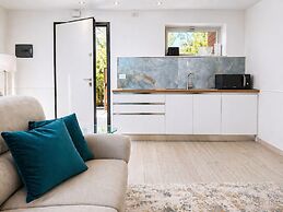 Isola Bella Infinity Suites