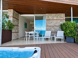 Isola Bella Infinity Suites