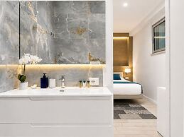 Isola Bella Infinity Suites