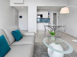 Isola Bella Infinity Suites