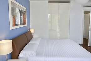 Isola Bella Infinity Suites