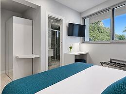 Isola Bella Infinity Suites