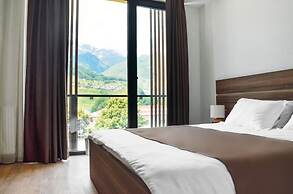 Mount Inn Kazbegi