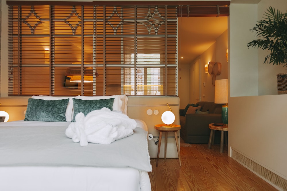 Torel 1884 Suites & Apartments
