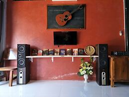 Vintage Wooden House 177