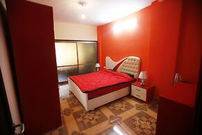 Isra Hotel