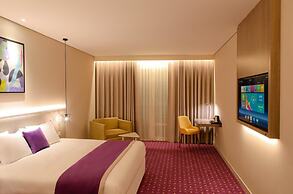 Leva Hotel and Suites, Mazaya Centre
