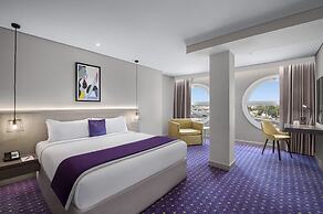 Leva Hotel and Suites, Mazaya Centre