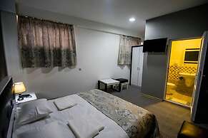Hotel Batoni