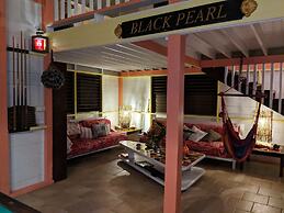 Black Pearl Estate