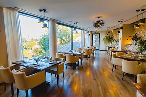 Citadel Narikala Hotel