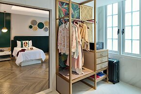 La Seine Boutique Hotel