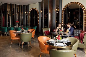 La Seine Boutique Hotel