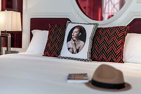 La Seine Boutique Hotel