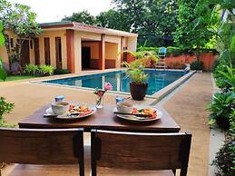 Momoka Luxury Villa