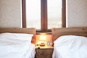 Flat 013