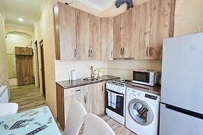 Flat 013