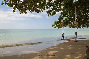Ban Na White Sand Beach