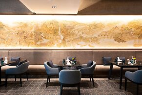Ramada Plaza by Wyndham Chao Fah