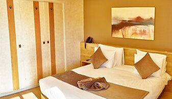 Mabrouk Hotel And Suites