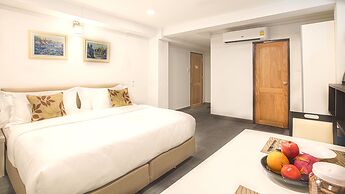 V One Pride - Sukhumvit 22 Bangkok