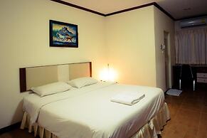 The Residence Hotel