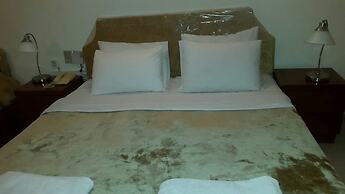 Al Raien Hotel Apartment