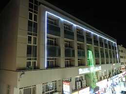 Al Raien Hotel Apartment