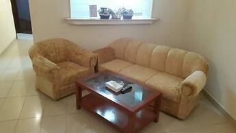 Al Raien Hotel Apartment