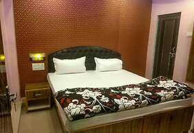 Walkin Shiva P Guest House