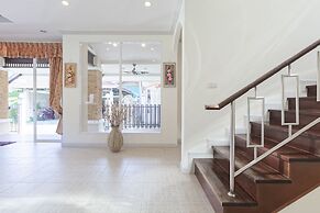 Karon Hill Villa