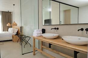 Drymades Inn Resort