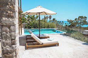 Drymades Inn Resort