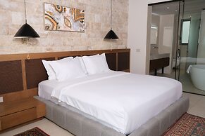 Drymades Inn Resort
