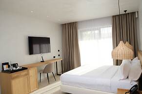 Drymades Inn Resort