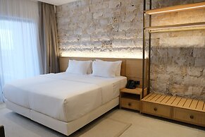 Drymades Inn Resort
