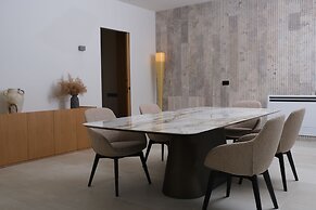 Drymades Inn Resort