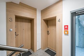 Q17 Apartments