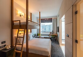 Studio One Hotel