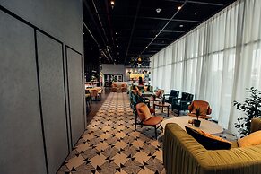 Studio One Hotel