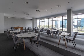 Studio One Hotel