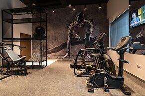 Studio One Hotel