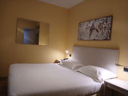 Hotel Chiaraluna