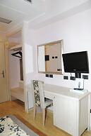 Hotel Chiaraluna